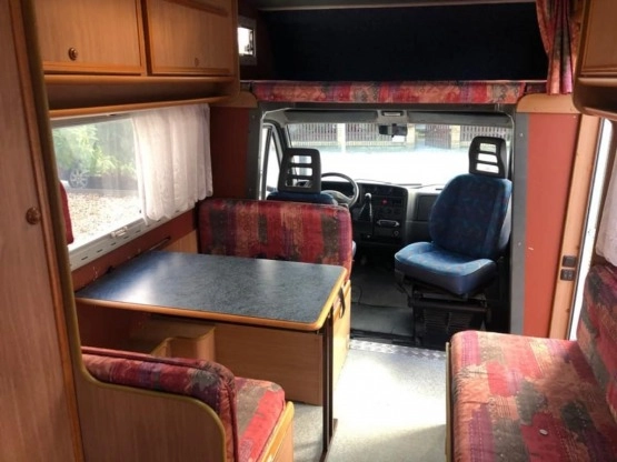                         Kamper Fiat Ducato 1,9 TD 1995 r. 5 osobowy - zdjęcie 8
                        