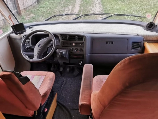                         Kamper Hymer Integra na Fiacie Ducato - zdjęcie 3
                        