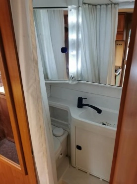                         Kamper Hymer Integra na Fiacie Ducato - zdjęcie 9
                        