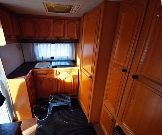                         Hobby 425 Prestige - zdjęcie 5
                        