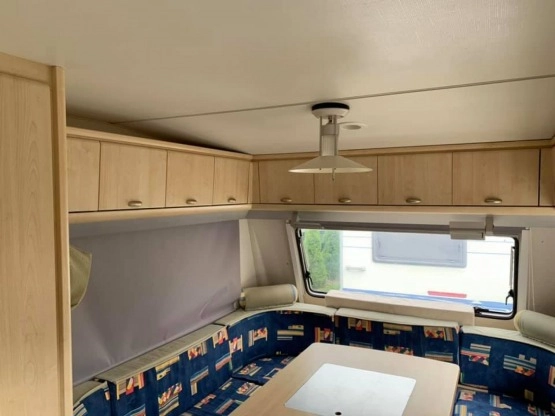                         Burstner Scala z 1999 r. - zdjęcie 12
                        