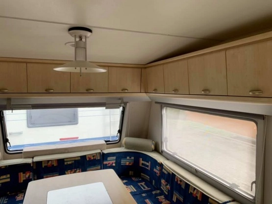                         Burstner Scala z 1999 r. - zdjęcie 5
                        