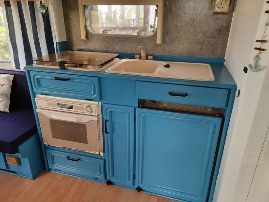                         Abi Equerry Jubilee - zdjęcie 2
                        