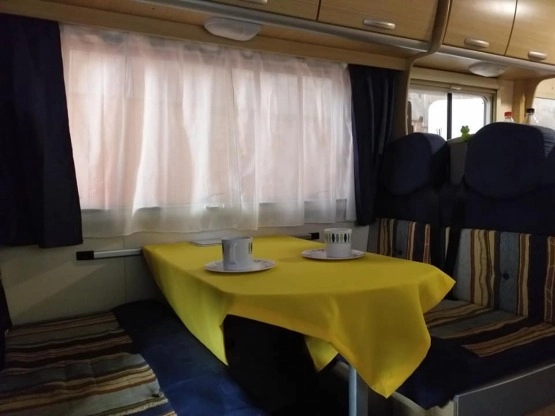                         Kamper Ford Transit Roller Team - zdjęcie 11
                        