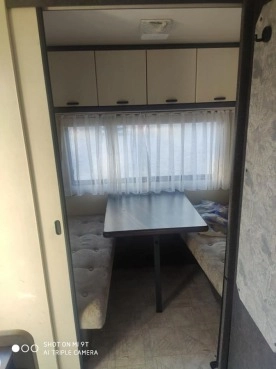                         Przyczepa kempingowa Hobby z przedsionkiem - zdjęcie 7
                        