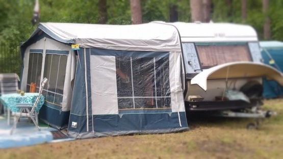                         Hobby 495 Prestige 1989 - zdjęcie 5
                        