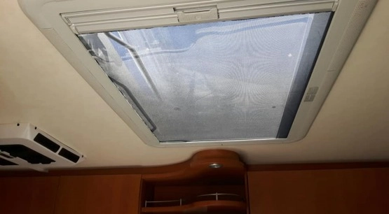                         Przyczepa kempingowa 2003 r. KNAUS EUROSTAR 550 - zdjęcie 15
                        