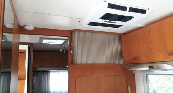                         Przyczepa kempingowa 2003 r. KNAUS EUROSTAR 550 - zdjęcie 23
                        