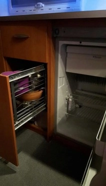                         Przyczepa kempingowa 2003 r. KNAUS EUROSTAR 550 - zdjęcie 27
                        