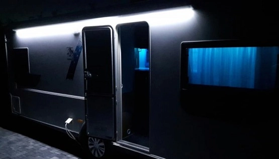                         Przyczepa kempingowa 2003 r. KNAUS EUROSTAR 550 - zdjęcie 2
                        