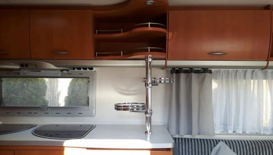                         Przyczepa kempingowa 2003 r. KNAUS EUROSTAR 550 - zdjęcie 9
                        