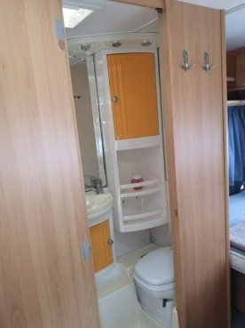                         Przyczepa Kempingowa Dethleffs Camper 2001 r. Doinwestowana - zdjęcie 13
                        