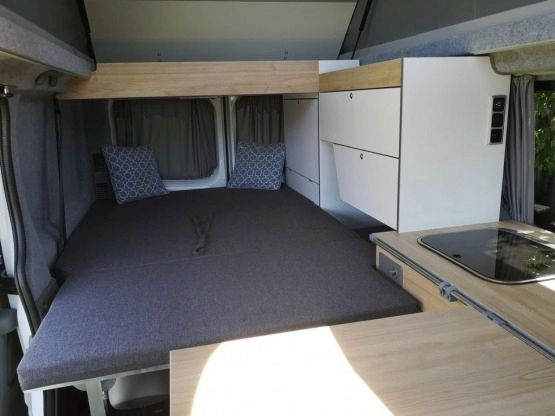                         Kamper Camper Opel Vivaro - zdjęcie 5
                        
