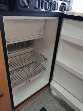                         Dethleffs Camper 1999 r. - zdjęcie 14
                        