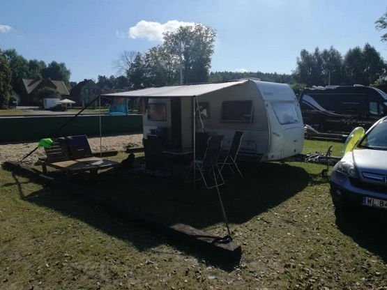                         Dethleffs Camper 1999 r. - zdjęcie 15
                        