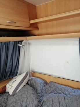                         Dethleffs Camper 1999 r. - zdjęcie 17
                        