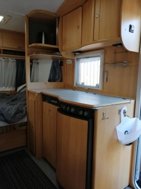                         Dethleffs Camper 1999 r. - zdjęcie 18
                        