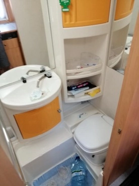                         Dethleffs Camper 1999 r. - zdjęcie 3
                        