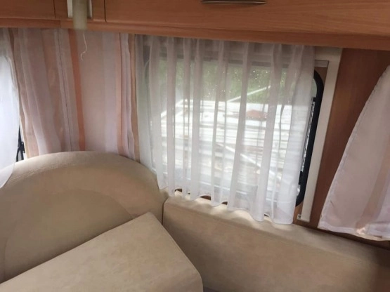                         Sprzedam przyczepę kempingowa Burstner Belcanto - zdjęcie 3
                        