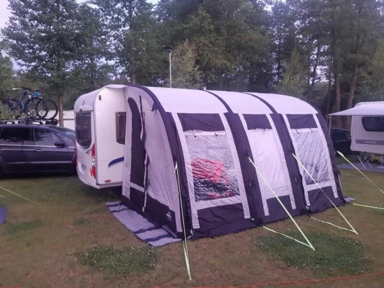                         Sprzedam przyczepę kempingowa Burstner Belcanto - zdjęcie 6
                        