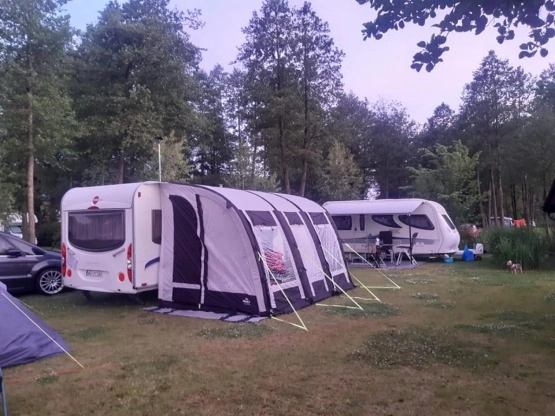                         Sprzedam przyczepę kempingowa Burstner Belcanto - zdjęcie 8
                        