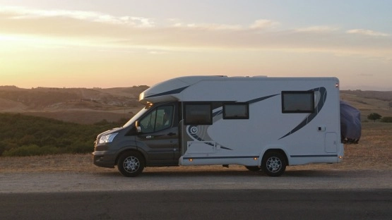                         Kamper Ford Chausson - zdjęcie 11
                        