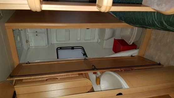                          HOBBY Exclusive 495 + przedsionek + markiza - zdjęcie 12
                        