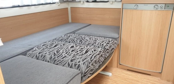                         Adria Adora 462PU bogato wyposażona - zdjęcie 4
                        