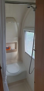                         Adria Adora 462PU bogato wyposażona - zdjęcie 7
                        