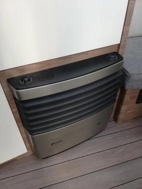                         Przyczepa kempingowa Knaus Sport Silver Edition - zdjęcie 4
                        