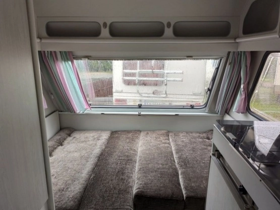                         1993 Beyerland Sprinter 390 D - zdjęcie 13
                        