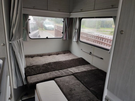                         1993 Beyerland Sprinter 390 D - zdjęcie 3
                        