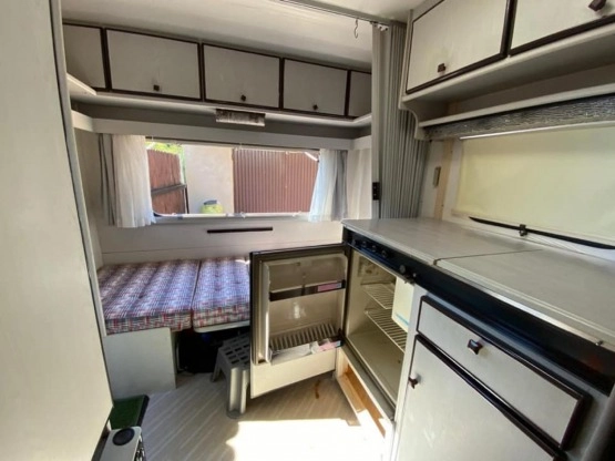                         Przyczepa kempingowa KNAUS SUDWIND 330 - zdjęcie 7
                        