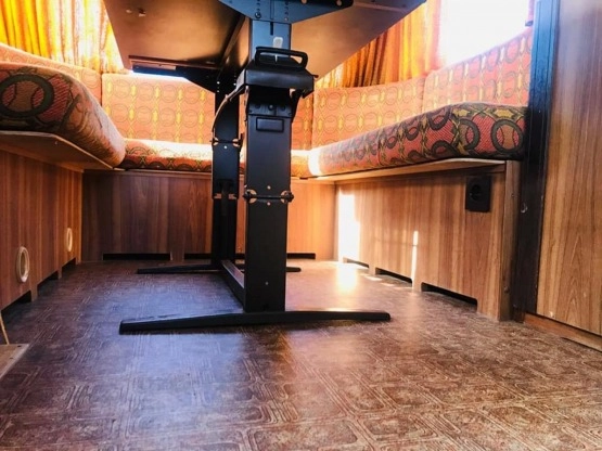                         Przyczepa Knaus Comfort 415 - zdjęcie 3
                        