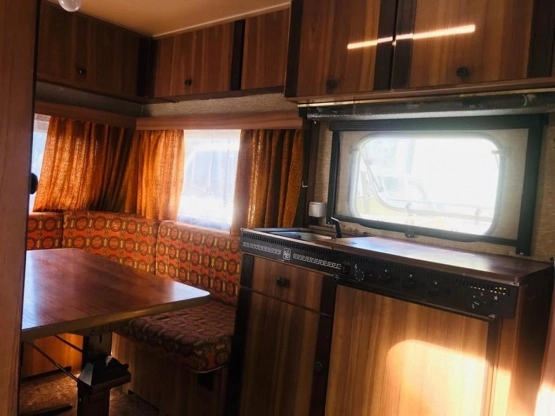                         Przyczepa Knaus Comfort 415 - zdjęcie 4
                        