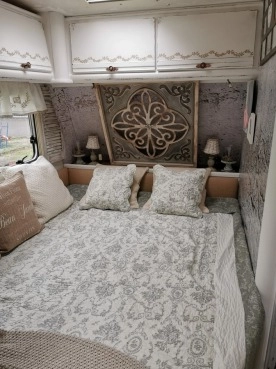                         Jedyna taka prowansalska przyczepa kempingowa  - zdjęcie 5
                        