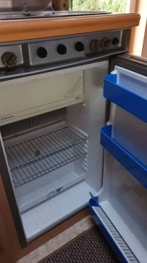                         Przyczepa kempingowa TEC 530 Travel King, 2003 r. - zdjęcie 21
                        