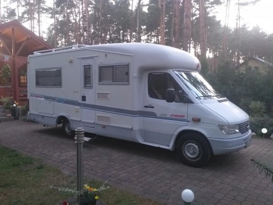                         KAMPER MERCEDES SPRINTER Z ZABUDOWĄ AUTOSTAR 1999 ROK PÓŁINTEGRA. STAN TECH. IDEALNY - zdjęcie 12
                        