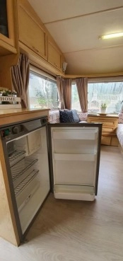                         Przyczepa kempingowa Abbey CountyLincoln, Solar, Tv, wi-fi - zdjęcie 8
                        