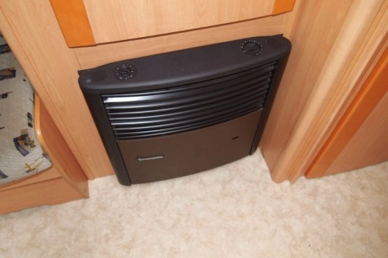                         Fendt Joker 470 z 1999 - zdjęcie 16
                        