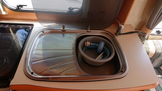                         Swift Archway 5,6 osobowa, Fajny Układ, Przedsionek/Namiot łazienka Bardzo ładna - zdjęcie 12
                        