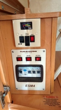                         Swift Archway 5,6 osobowa, Fajny Układ, Przedsionek/Namiot łazienka Bardzo ładna - zdjęcie 18
                        