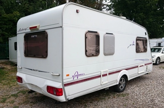                         Swift Archway 5,6 osobowa, Fajny Układ, Przedsionek/Namiot łazienka Bardzo ładna - zdjęcie 5
                        