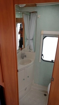                         Swift Archway 5,6 osobowa, Fajny Układ, Przedsionek/Namiot łazienka Bardzo ładna - zdjęcie 8
                        