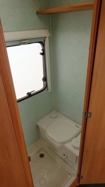                         Swift Archway 5,6 osobowa, Fajny Układ, Przedsionek/Namiot łazienka Bardzo ładna - zdjęcie 9
                        