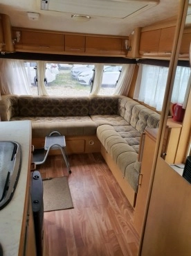                         Compass Rallye 4,5 osób Fajny rozkład przedsionek/namiot Duża łazienka Zarejestrowana - zdjęcie 12
                        