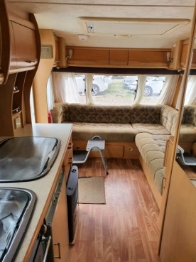                         Compass Rallye 4,5 osób Fajny rozkład przedsionek/namiot Duża łazienka Zarejestrowana - zdjęcie 14
                        