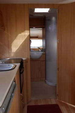                         Avondale Dart 2 3 osobowa Przepiękna! przedsionek/namiot Zarejestrowana - zdjęcie 16
                        