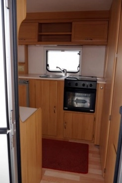                         Avondale Dart 2 3 osobowa Przepiękna! przedsionek/namiot Zarejestrowana - zdjęcie 5
                        