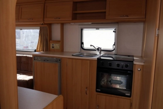                         Avondale Dart 2 3 osobowa Przepiękna! przedsionek/namiot Zarejestrowana - zdjęcie 8
                        